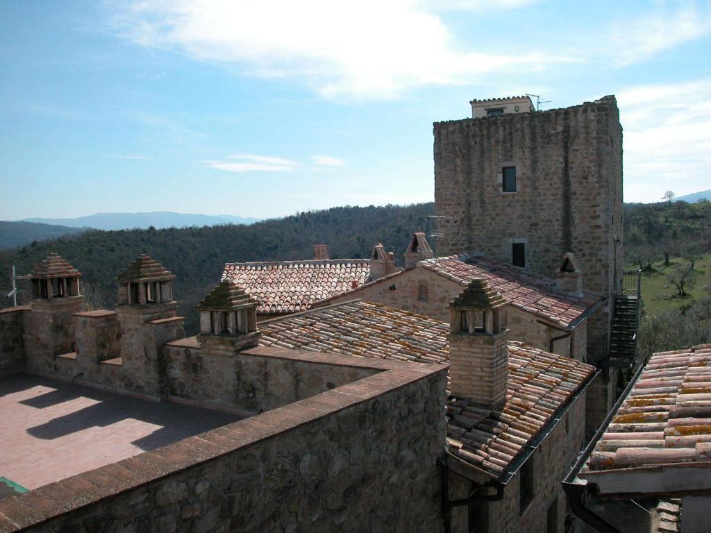 Castello Di Cisterna Gaglietole Exterior foto